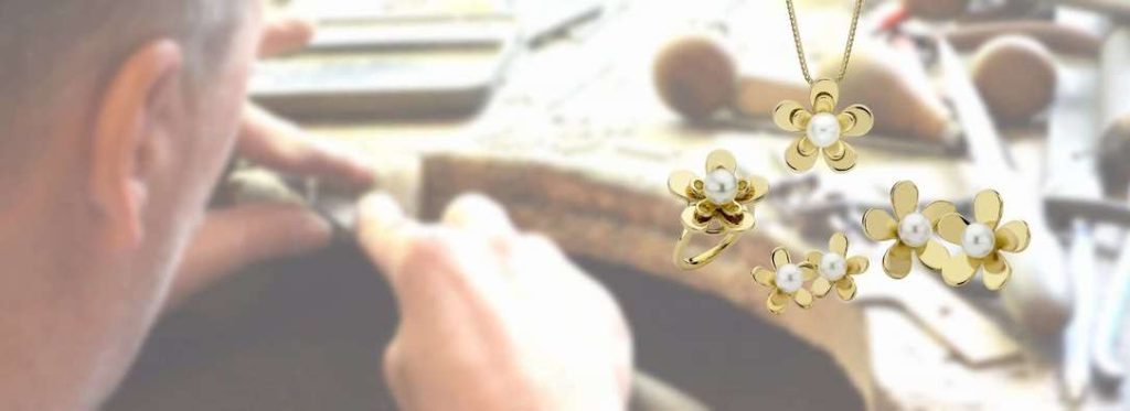 June birthstone isPearls set in jewellery and alexandrite are