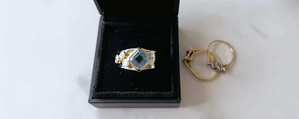 REMODELLED AQUAMARINE STONE