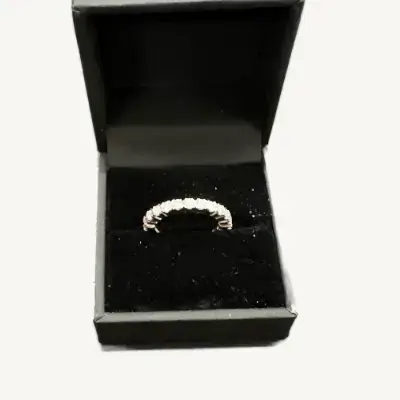 18ct yellow gold diamond fitted eternity ring